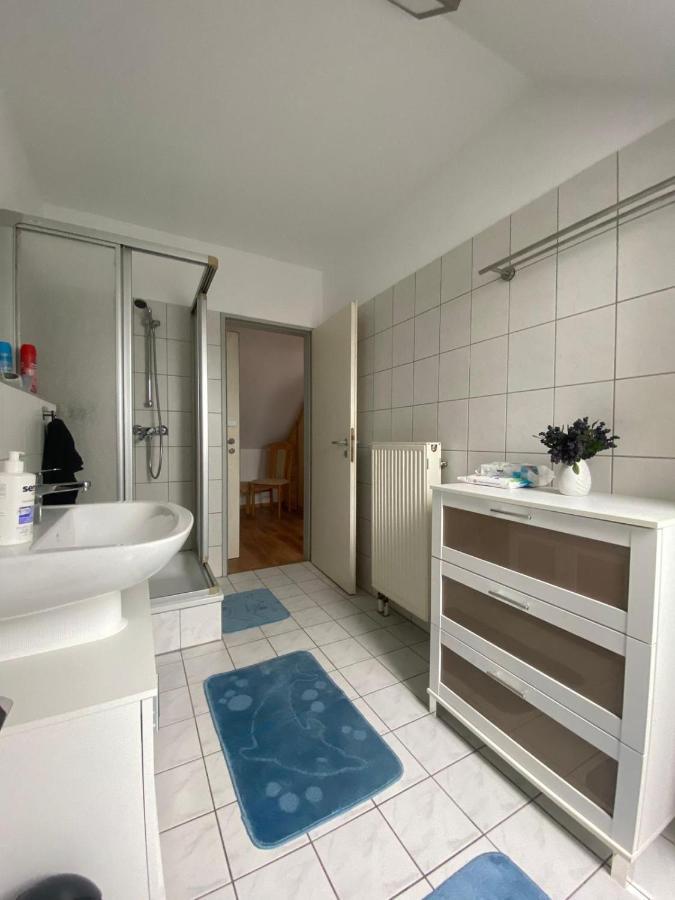 Dachgeschoss Apartment Mit Ausblick Halle  Kültér fotó